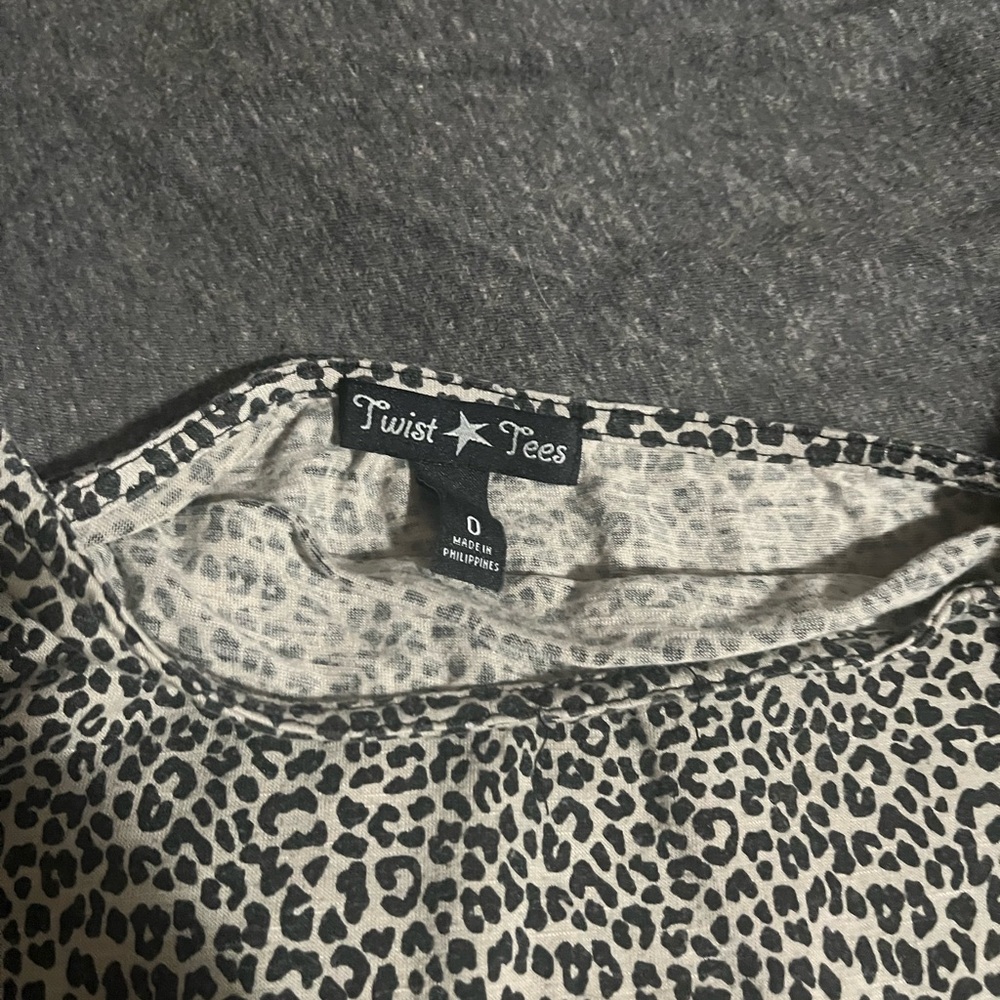 Torrid Top - Picture 2 of 3